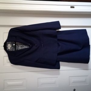 LeSuit women's suit, blazer and skirt